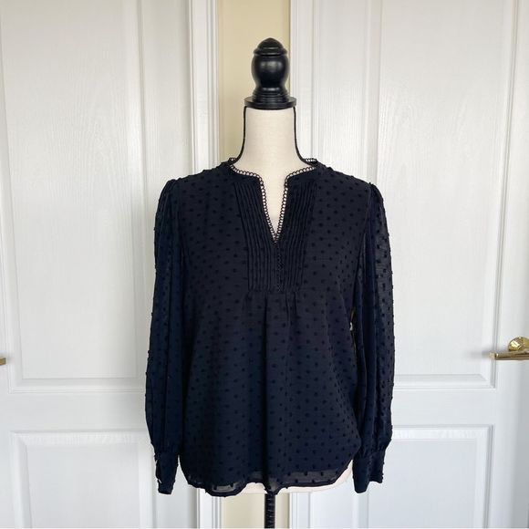 Cece NWT Medium Black Poka Dot Texture Layered Ruffled V-Neck Blouse Button Cuff - Picture 1 of 13
